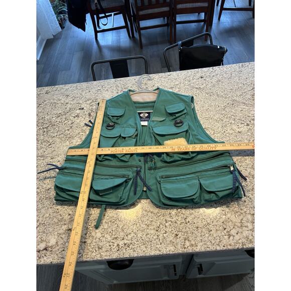 Vintage Columbia Fishing Vest Size Large Green USA Made Water Repellent Fabric - Picture 5 of 8